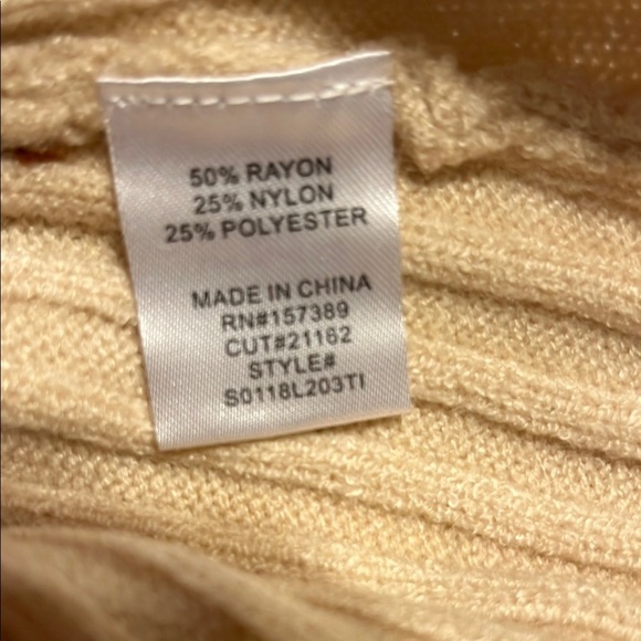 Brown and Orange Crew Neck Sweater with Earthy Tones - Picture 8 of 9